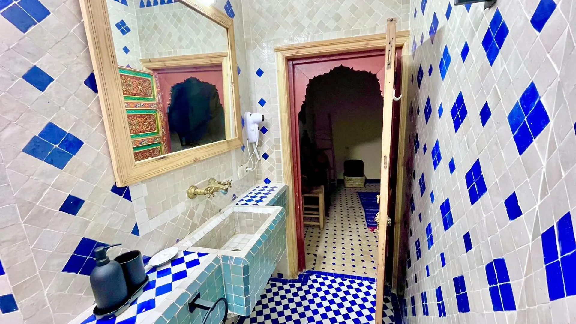 Riad Noor Medina Fes Morocco